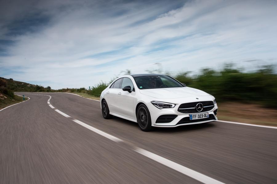  Mercedes-Benz CLA180 d AMG Line 2019 года  (WW) (фото 8 из 28)
